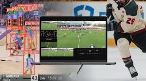 CBA火爆一幕 邱彪怒摔西装被驱逐